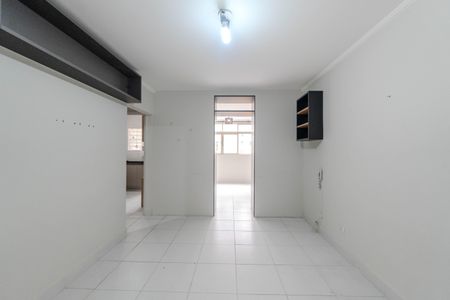 Apartamento à venda com 40m², 1 quarto e sem vaga Apartamento à venda com 40m², 1 quarto e sem vagaSala