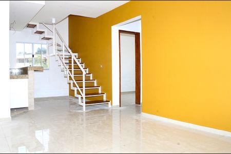 Apartamento para alugar com 120m², 3 quartos e 1 vagaSala