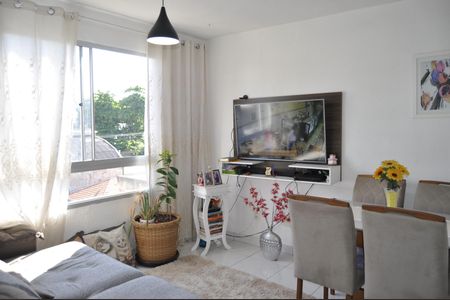 Apartamento à venda com 90m², 2 quartos e 1 vagaSala