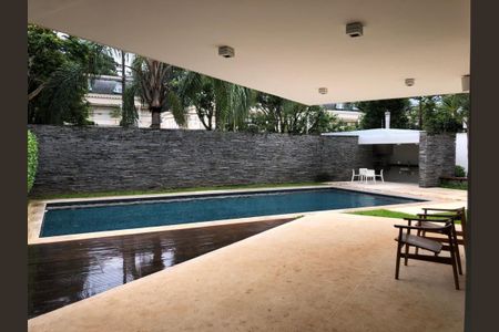 Casa à venda com 650m², 4 quartos e 8 vagas