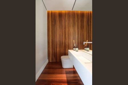 Casa à venda com 650m², 4 quartos e 8 vagas