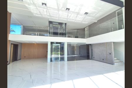 Casa de condomínio à venda com 1280m², 6 quartos e 5 vagasSala