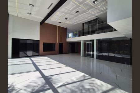 Casa de condomínio à venda com 1280m², 6 quartos e 5 vagasSala