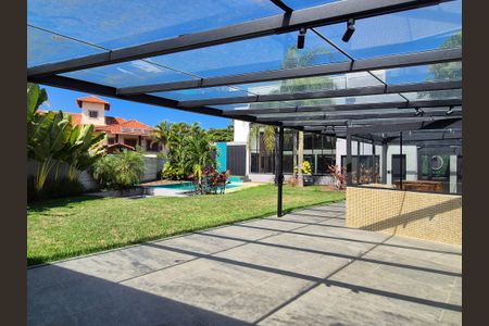 Casa de condomínio à venda com 1280m², 6 quartos e 5 vagasÁrea externa