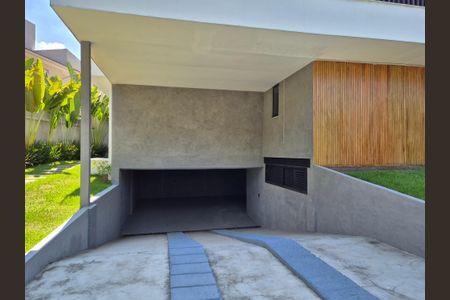 Casa de condomínio à venda com 1280m², 6 quartos e 5 vagasGaragem