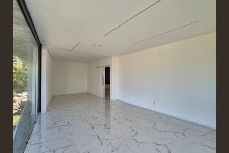 Casa de condomínio à venda com 1280m², 6 quartos e 5 vagasVaranda da suite 4