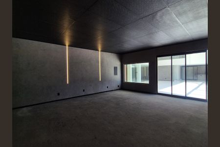 Casa de condomínio à venda com 1280m², 6 quartos e 5 vagasSala 2