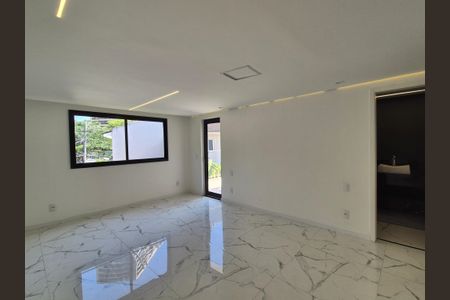 Casa de condomínio à venda com 1280m², 6 quartos e 5 vagasSuite 3