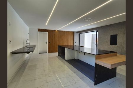 Casa de condomínio à venda com 1280m², 6 quartos e 5 vagasCozinha