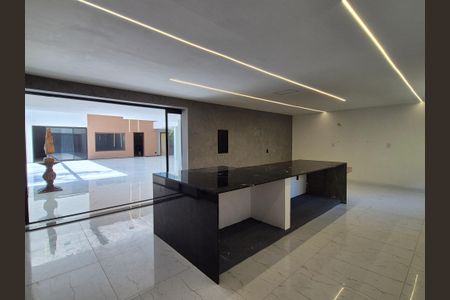 Casa de condomínio à venda com 1280m², 6 quartos e 5 vagasCozinha