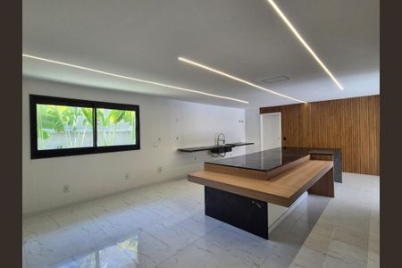 Casa de condomínio à venda com 1280m², 6 quartos e 5 vagasCozinha