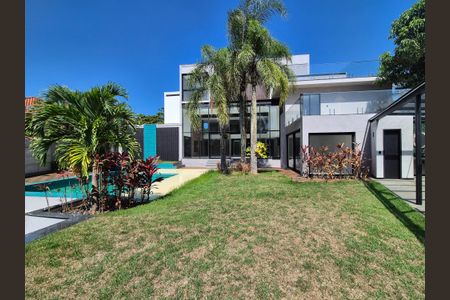 Casa de condomínio à venda com 1280m², 6 quartos e 5 vagasÁrea externa