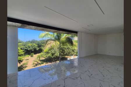 Casa de condomínio à venda com 1280m², 6 quartos e 5 vagasVaranda da suite 4