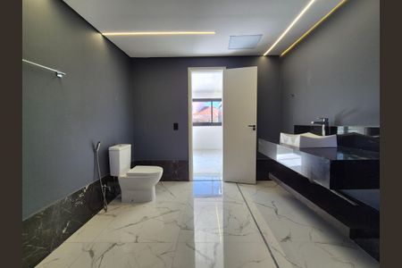 Casa de condomínio à venda com 1280m², 6 quartos e 5 vagasBanheiro da Suíte 2