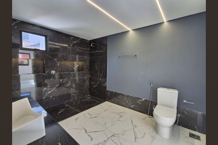 Casa de condomínio à venda com 1280m², 6 quartos e 5 vagasBanheiro da Suíte 2