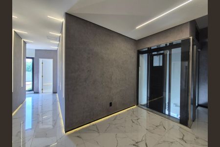 Casa de condomínio à venda com 1280m², 6 quartos e 5 vagasCorredor