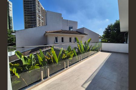 Casa de condomínio à venda com 1280m², 6 quartos e 5 vagasSuíte 3 - varanda