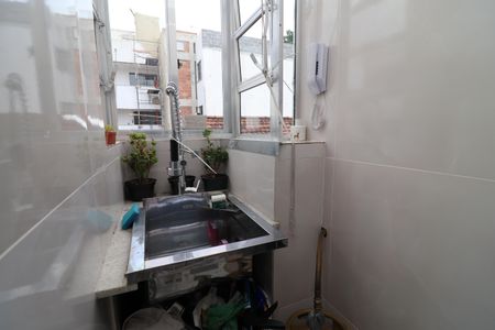 Apartamento para alugar com 62m², 2 quartos e 1 vagaÁrea de Serviço