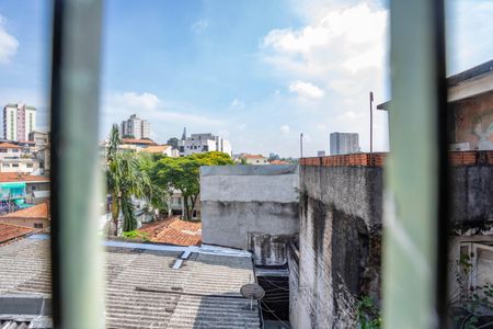 Casa à venda com 150m², 2 quartos e 2 vagas Casa à venda com 150m², 2 quartos e 2 vagasVista da área de serviço