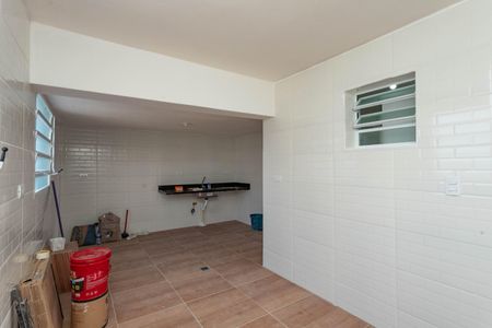 Casa à venda com 150m², 2 quartos e 2 vagas Casa à venda com 150m², 2 quartos e 2 vagasCozinha