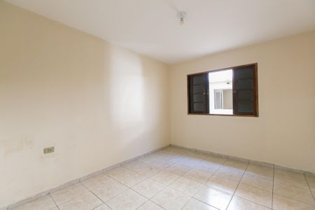 Casa à venda com 314m², 6 quartos e 7 vagasQuarto 2