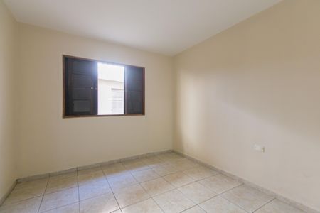 Casa à venda com 314m², 6 quartos e 7 vagasQuarto 2
