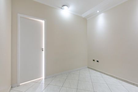 Casa à venda com 313m², 6 quartos e 7 vagasQuarto 2