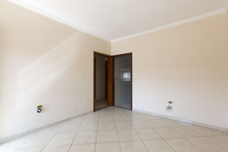 Casa à venda com 313m², 6 quartos e 7 vagasSala