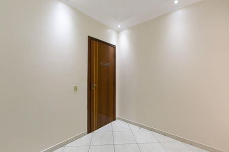 Casa à venda com 313m², 6 quartos e 7 vagasQuarto 2