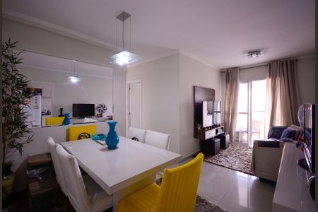 Apartamento para alugar com 65m², 2 quartos e 1 vaga Apartamento para alugar com 65m², 2 quartos e 1 vagaSala