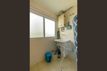 Apartamento à venda com 99m², 1 quarto e 2 vagas Apartamento à venda com 99m², 1 quarto e 2 vagasÁrea de Serviço