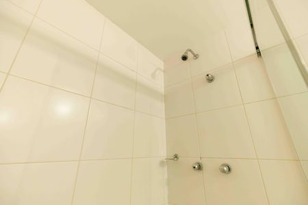 Apartamento à venda com 99m², 1 quarto e 2 vagas Apartamento à venda com 99m², 1 quarto e 2 vagasBanheiro da Suíte