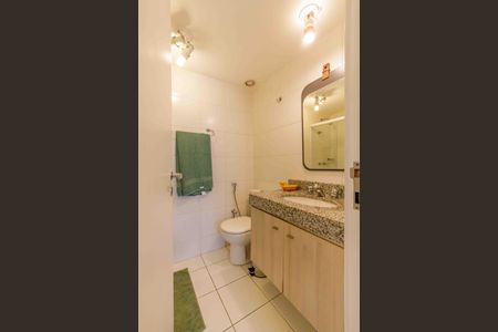 Apartamento à venda com 99m², 1 quarto e 2 vagas Apartamento à venda com 99m², 1 quarto e 2 vagasBanheiro Social