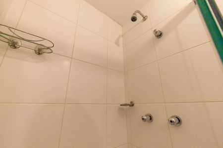 Apartamento à venda com 99m², 1 quarto e 2 vagas Apartamento à venda com 99m², 1 quarto e 2 vagasBanheiro Social