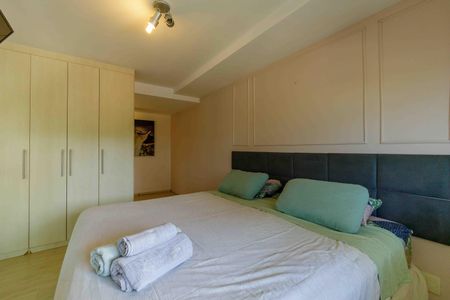 Apartamento à venda com 99m², 1 quarto e 2 vagas Apartamento à venda com 99m², 1 quarto e 2 vagasSuíte