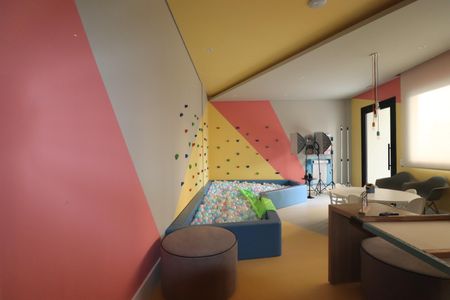 Apartamento à venda com 96m², 3 quartos e 2 vagasÁrea comum - Brinquedoteca