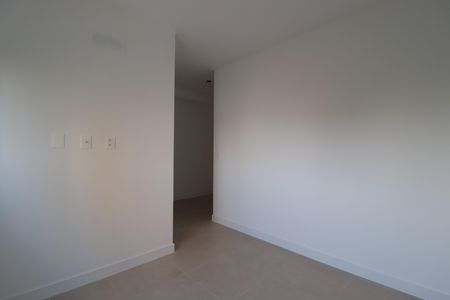 Apartamento à venda com 96m², 3 quartos e 2 vagasSuíte 1