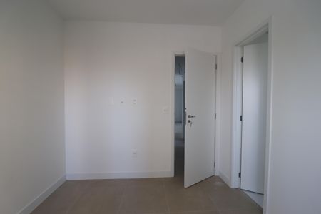 Apartamento à venda com 96m², 3 quartos e 2 vagasSuíte 2