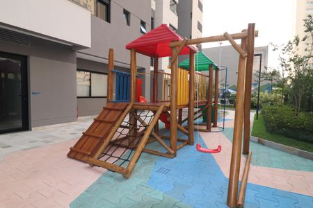 Apartamento à venda com 96m², 3 quartos e 2 vagasÁrea comum - Playground