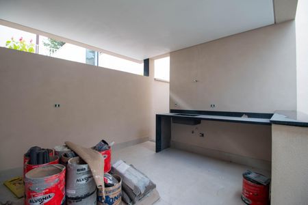 Casa à venda com 486m², 3 quartos e 4 vagas Casa à venda com 486m², 3 quartos e 4 vagasChurrasqueira