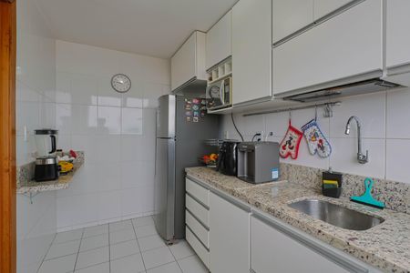 Apartamento à venda com 120m², 3 quartos e 2 vagas Apartamento à venda com 120m², 3 quartos e 2 vagasCozinha