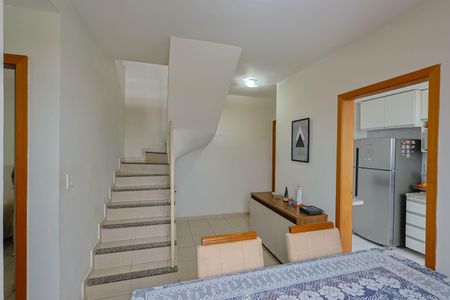 Apartamento à venda com 120m², 3 quartos e 2 vagas Apartamento à venda com 120m², 3 quartos e 2 vagasSala