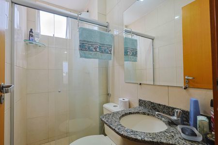 Apartamento à venda com 120m², 3 quartos e 2 vagas Apartamento à venda com 120m², 3 quartos e 2 vagasBanheiro da Suíte