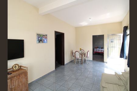 Casa à venda com 435m², 5 quartos e 4 vagasSala