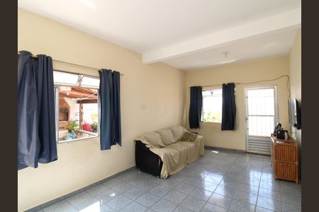 Casa à venda com 435m², 5 quartos e 4 vagasSala