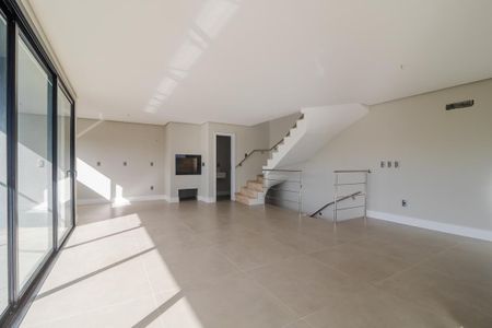 Casa de condomínio à venda com 177m², 3 quartos e 2 vagas Casa de condomínio à venda com 177m², 3 quartos e 2 vagasSala