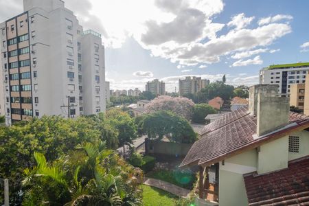 Casa de condomínio à venda com 177m², 3 quartos e 2 vagas Casa de condomínio à venda com 177m², 3 quartos e 2 vagasVista