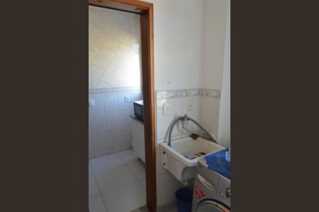 Apartamento à venda com 78m², 2 quartos e 1 vaga Apartamento à venda com 78m², 2 quartos e 1 vagaQuarto e Área de Serviço