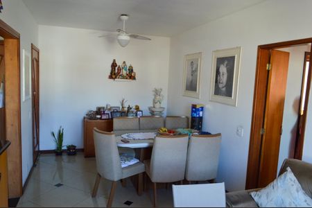 Apartamento à venda com 78m², 2 quartos e 1 vaga Apartamento à venda com 78m², 2 quartos e 1 vagaSala