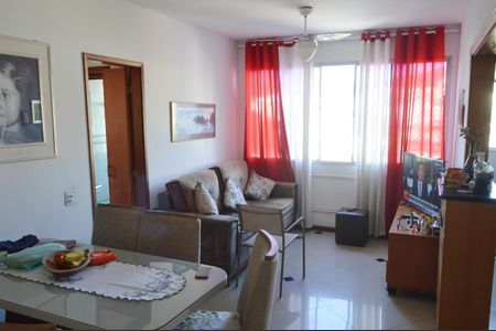 Apartamento à venda com 78m², 2 quartos e 1 vaga Apartamento à venda com 78m², 2 quartos e 1 vagaSala